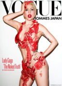 Una Lady Gaga tutta di carne (ma Kobe?) anche agli MTV