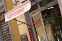 Un marziano a Roma/65 Mentre fai shopping ci scappa un panino al salmone