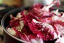 Gastrofighetti, la ricetta migliore con radicchio e ceci è anche per voi