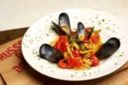 Ricette. Spaghetti alla chitarra irresistibili con cozze e peperoncini verdi