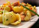 Pasta al limone con salmone, pistacchi ed erba cipollina