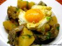 Carciofi, patate e uovo all’occhio di bue