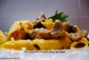 Garganelli con ragù bianco di maiale alle erbe