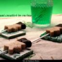 Ghiaccioli di banana con cioccolato alla menta