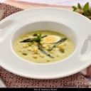 Crema di asparagi e menta con uova di quaglia