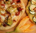 Ricetta: Pizzette con fiori di zucca