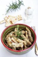 Pollo croccante insaporito alle erbe aromatiche