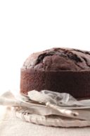 Torta vegana al cacao e fava tonka