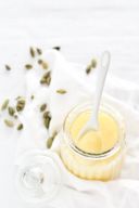 Lemon curd con miele e cardamomo