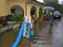 Marina di Massa, maltempo: frane, esplosa rete idrica in nome del Dio cemento