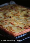 Focaccia con Patate, Crescenza e Sale Grigio Bretone