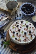 TORTA FREDDA ALLO YOGURT CON I MIRTILLI