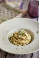 Spaghetti con ricciola, finocchietto selvatico e pistacchi