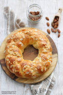 Brioche ricotta e mandorle