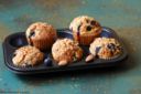 Muffin integrali ai mirtilli, mandorle e cioccolato