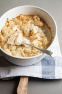 Cavolfiore gratinato al forno, il contorno vegetariano perfetto per l'inverno