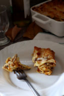 Lasagne con zucca, funghi pleaturus e salsiccia