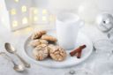 Gingerbread crinkle cookies