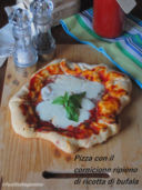 Pizza con il cornicione ripieno di Ricotta di Bufala Campana DOP