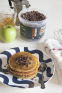 Pancake senza glutine con fave di cacao