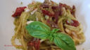 Spaghetti con pomodorini confit al profumo di basilico