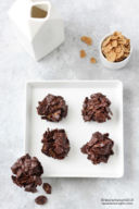Rose del deserto al cioccolato e arachidi senza cottura