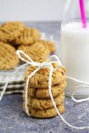 Biscotti nocciole e datteri