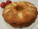 Ciambella con yogurt e pesche, all'olio