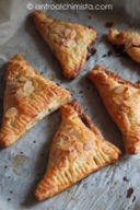 Triangoli di Sfoglia con Nutella e Ricotta