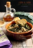 Zuppa di farro con cavolo nero e legumi neri