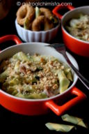 Garganelli Paglia e Fieno con Salsiccia, Zucchine e Crumble di Taralli Cacio e Pepe