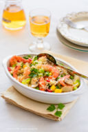 Insalata di riso con gamberi e verdure