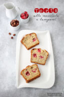 Torta alle nocciole e lamponi