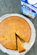 Torta light con bevanda a base di riso italiano "The Bridge" e albicocche