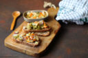 Bruschette con verza e fagioli cannellini