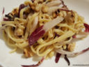 Tagliolini con radicchio rosso, stracchino e noci