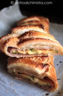 Strudel Salato con Praga, Emmenthal e Zucchine Grigliate