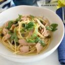 Spaghetti veloci con tonno capperi e rucola