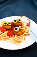 Spaghetti con paurosissime polpette di merluzzo