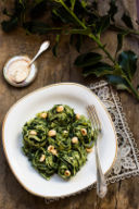 Fettuccine di kamut con pesto di cavolo nero