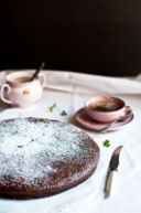 Torta Barozzi con cioccolato e fondi di caffè