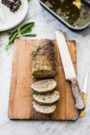 Pranzo in campagna: Polpettone con foglie di carote