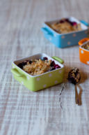 Crumble di frutti di bosco per un lunedì di dolcezza