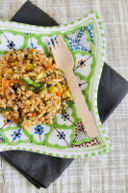 Farro perlato con verdure, menta e limone