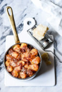 Gnocchi gratinati con ragù di salsiccia