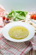 Vellutata con cime di rapa e pomodorini ricetta