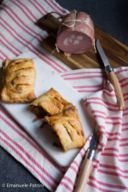 Mini strudel bietole rosse pomodorini e mortadella ricetta