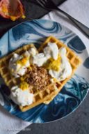 Waffles con frutto della passione ricetta