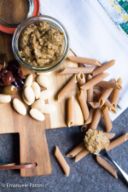 Pesto olive e mandorle ricetta