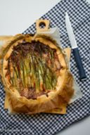 Torta salata asparagi e squacquerone ricetta